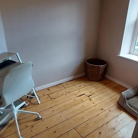 Cosy With Office - 10 Mins Stroll To Seafront Appartement *